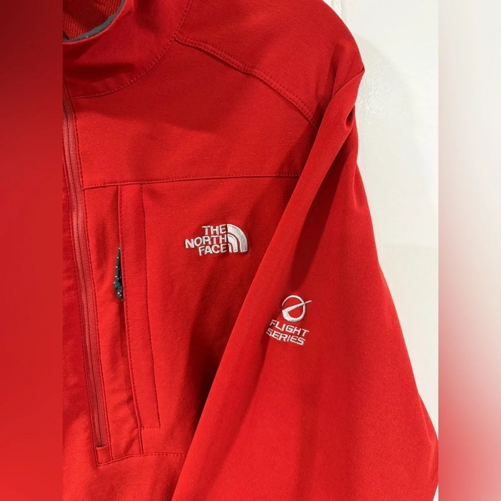 The North Face Flight Series APEX Soft Shell 1/4 Zip Pullover Red XL